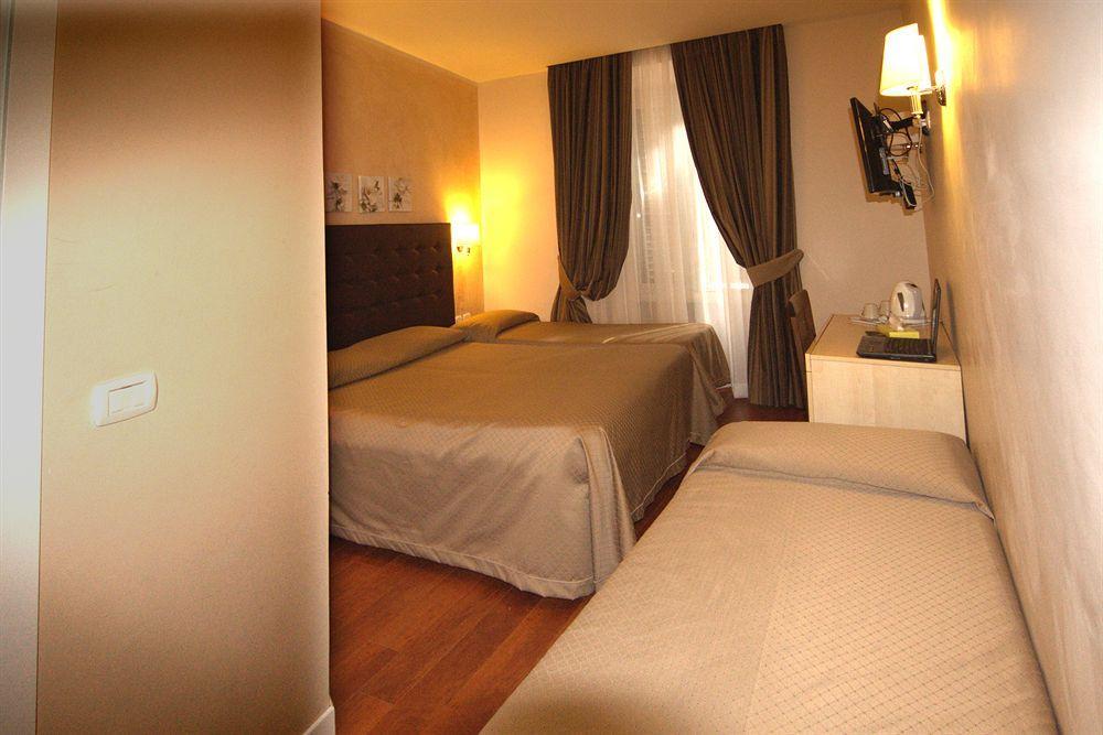 Hotel Saturnia Rom Exterior foto